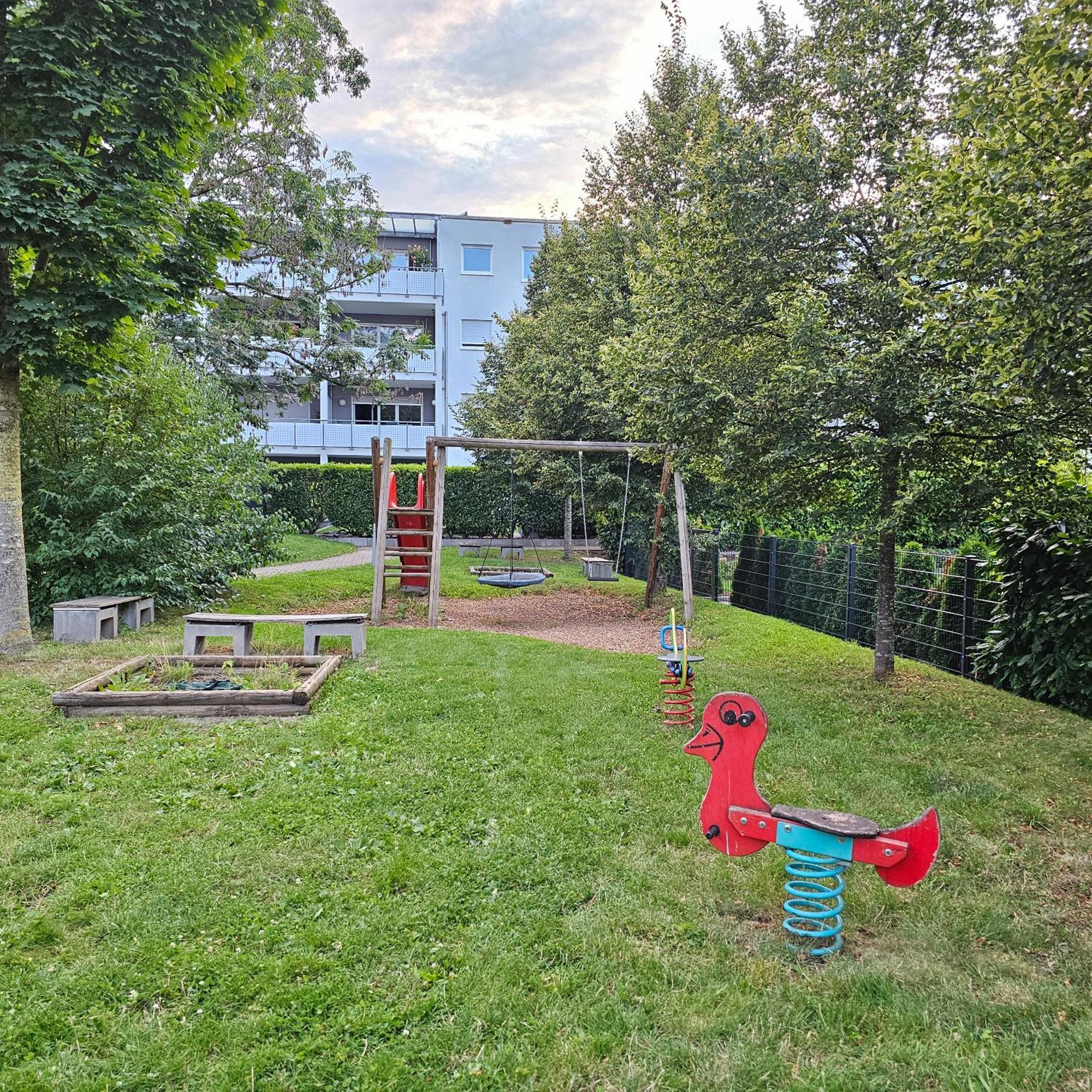 Dream In Pattonville Apartment